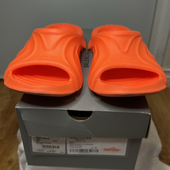Balenciaga Pool Slide